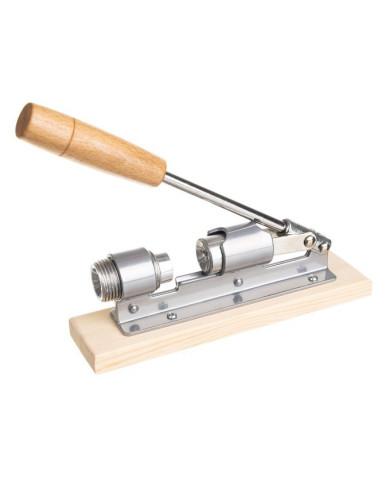 Drobilec za orehe in lešnike