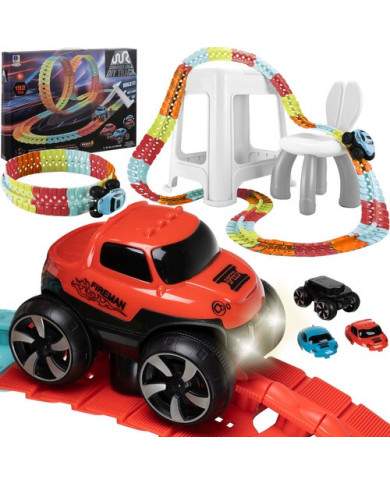 Avtopista  z avtomobilom