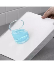 Protizdrsna podloga za omarice in predalnike